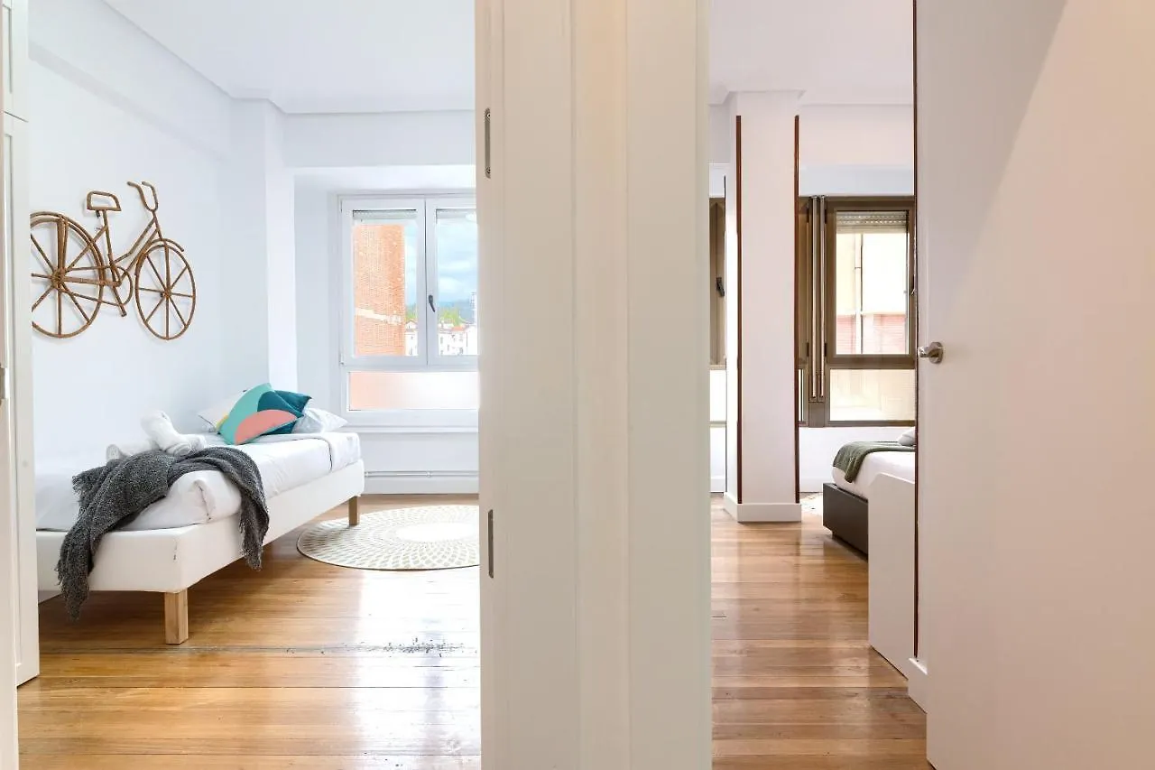 Iturribide Hogar Moderno Junto Al Metro Apartment Bilbao