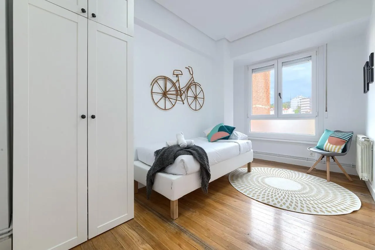 Iturribide Hogar Moderno Junto Al Metro Apartment Bilbao