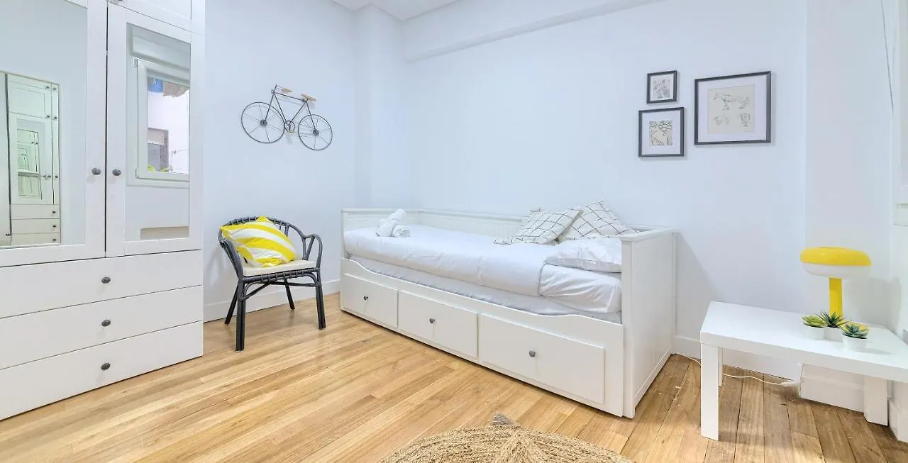 Iturribide Hogar Moderno Junto Al Metro Apartment Bilbao